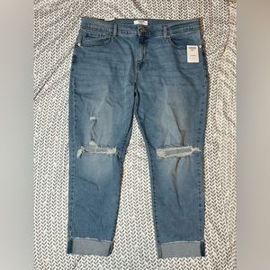 NWT Levi’s boyfriend style ankle jeans